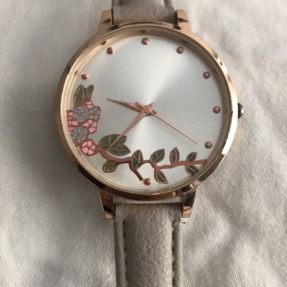 Ann Taylor Factory Floral Watch - Picture 12 of 16